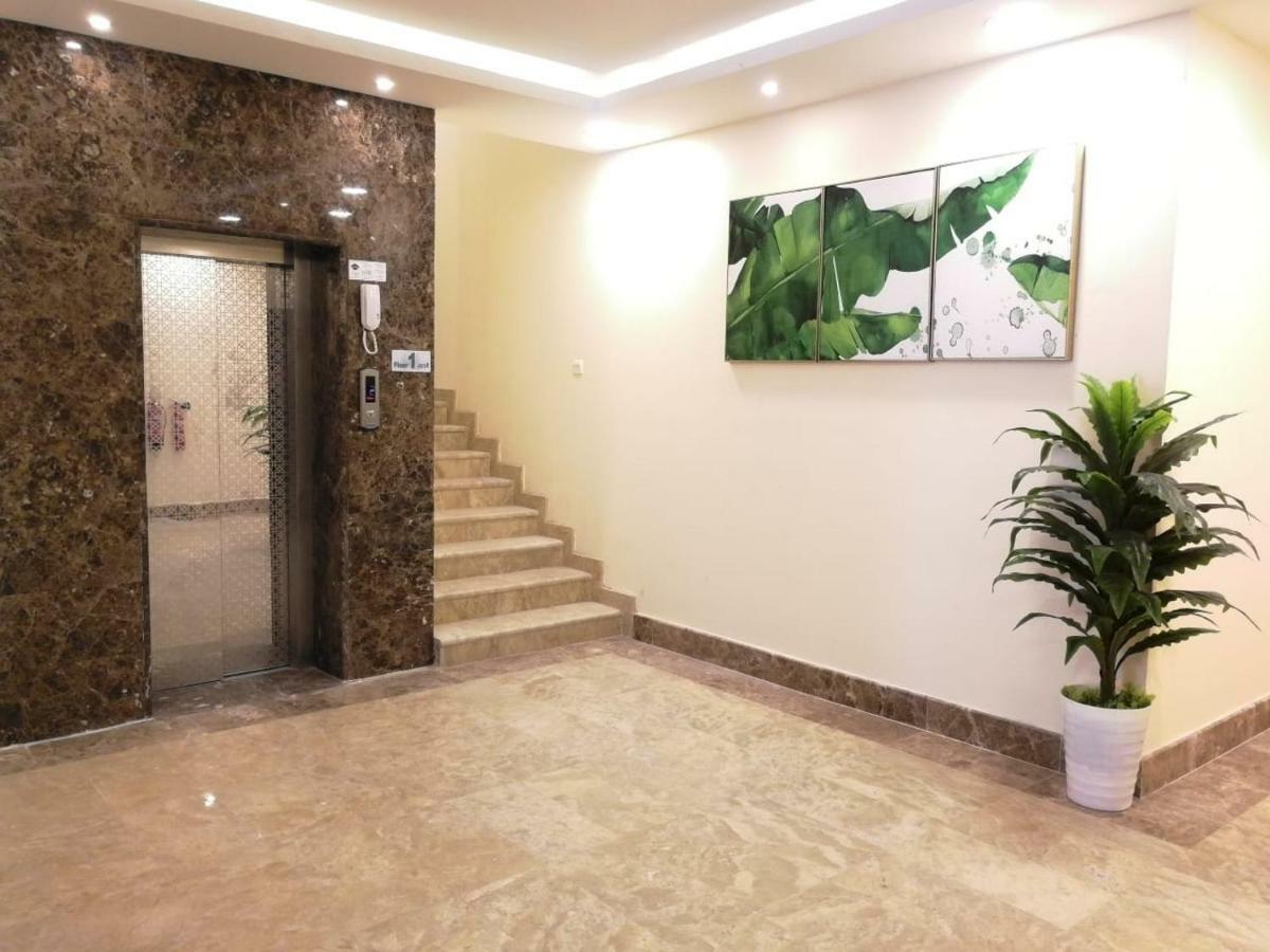 شقة فاخرة خاصة بالخبر - حي الخزامي Exterior photo